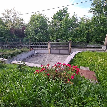 Апартаменты Garden House Trezzo Треццо-сулл'Адда Экстерьер фото